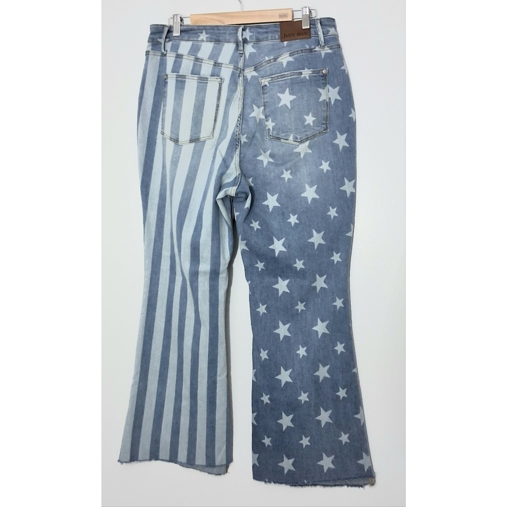 Judy Blue Jeans Women's Size 16W Star & Stripes Flare Denim Patriotic USA Preown - Picture 2 of 15